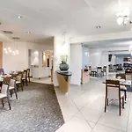 Hotel Novotel Paris Orly Aéroport 4*