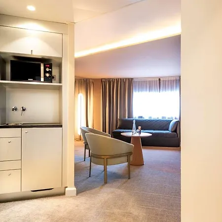 Hotel Novotel Paris Orly Aeroport 4*