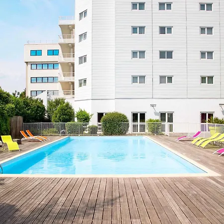 Hotel Novotel Paris Orly Aéroport 4*