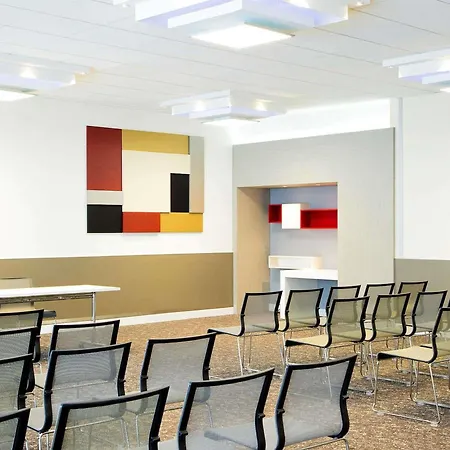 Novotel Paris Orly Aéroport Hotel 4*