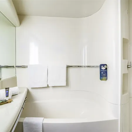 Novotel Paris Orly Aeroport 4*