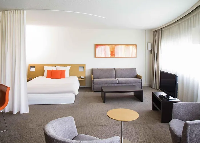 Novotel Paris Orly Aéroport 4*
