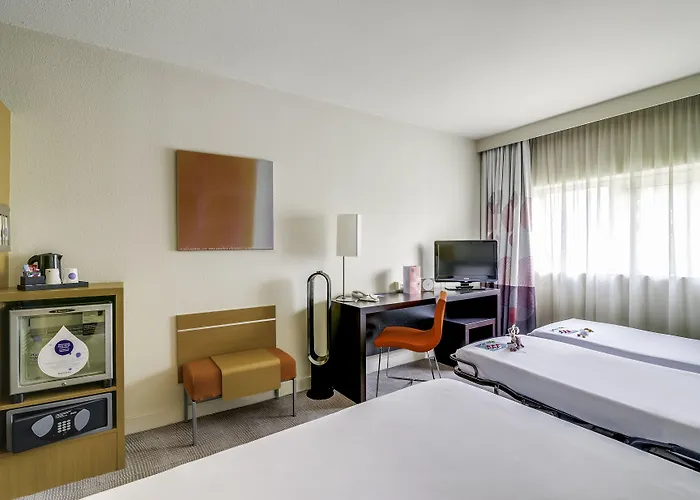 Hotel Novotel Paris Orly Aéroport 4*