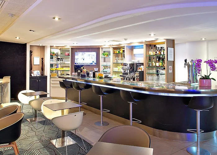 Hotel Novotel Paris Orly Aéroport 4*
