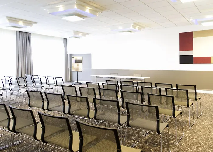 Novotel Paris Orly Aéroport Hotel 4*