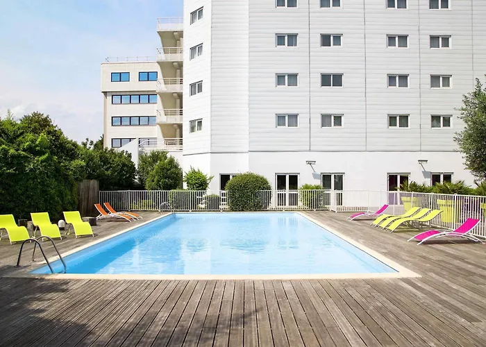 Hotel Novotel Paris Orly Aéroport 4*